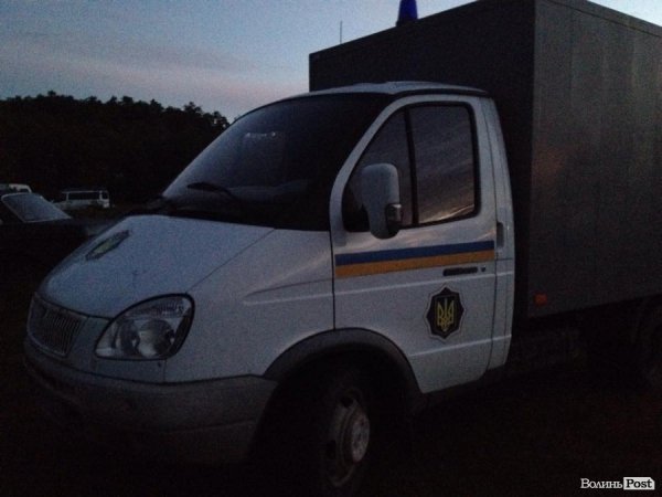 На Маневиччині затримали близько сотні бурштинокопачів. ФОТО