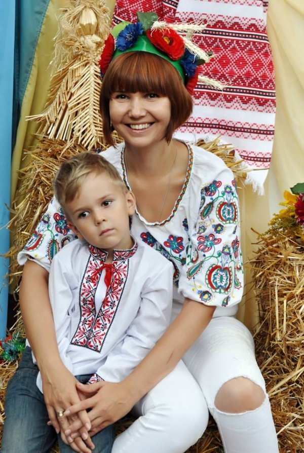 Як волинські дівчата писали листи воякам. ФОТО