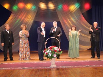 Поцілунки та гуморески: як волиняни святкували Міжнародний день людей похилого віку