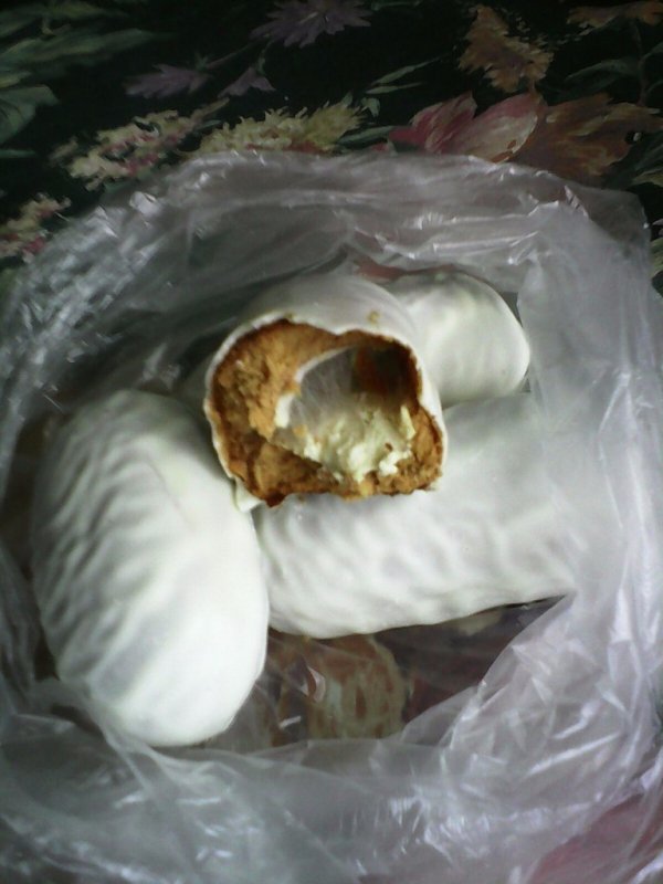 У волинському магазині продають печиво з пліснявою та цукерки з хробаками, - соцмережі