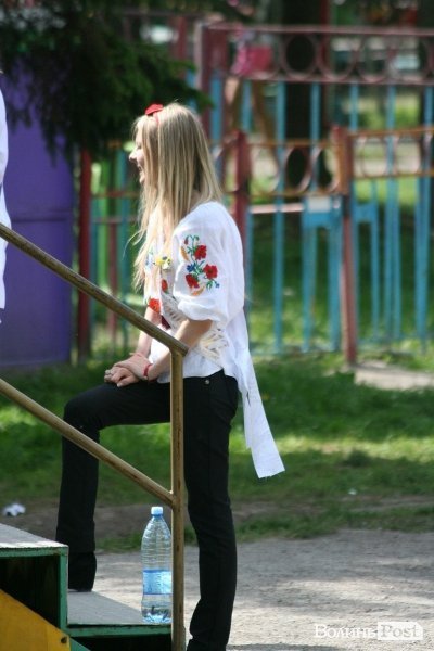 Як луцькі випускники гуляли останній дзвоник