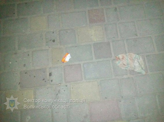 Волинянин підрізав односельчанина та залишив стікати кров'ю. ФОТО