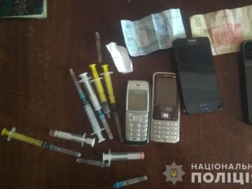 На Волині під час оперативної закупки затримали наркоторговця. ФОТО