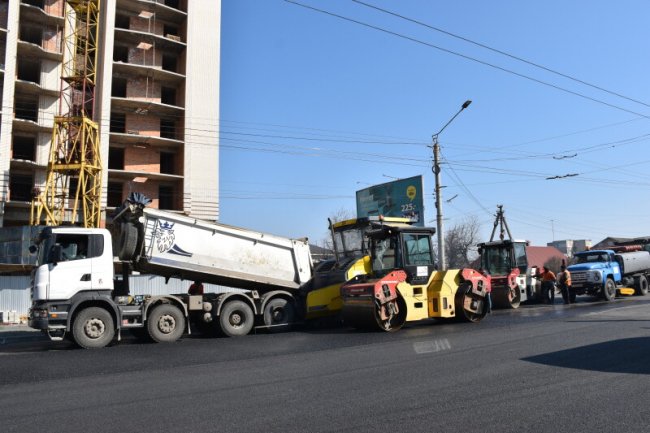 Коли планують завершити ремонт вулиці Рівненської у Луцьку