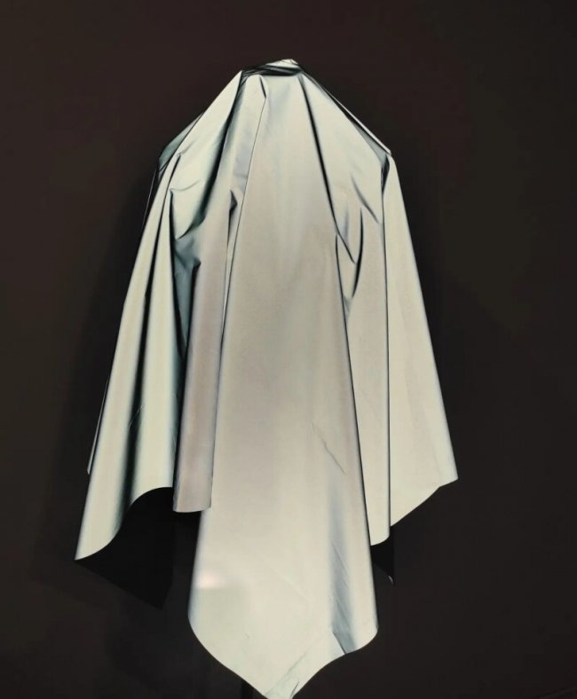 Луцька дизайнерка запускає виробництво світловідбиваючих жилетів