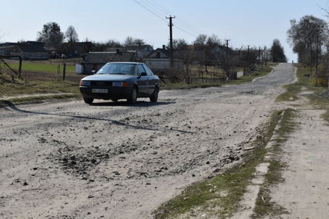 У волинському селі зроблять дорогу, яка потребувала ремонту десятки років