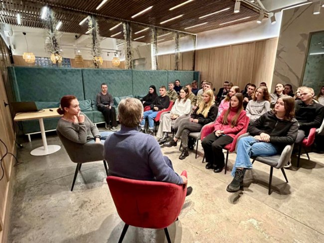 «У камері на 6 осіб нас було 40», - спогади лучанки про російський полон