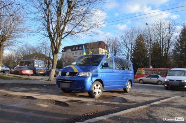 Автомайдан навідався до волинських нардепів. ФОТО. ВІДЕО