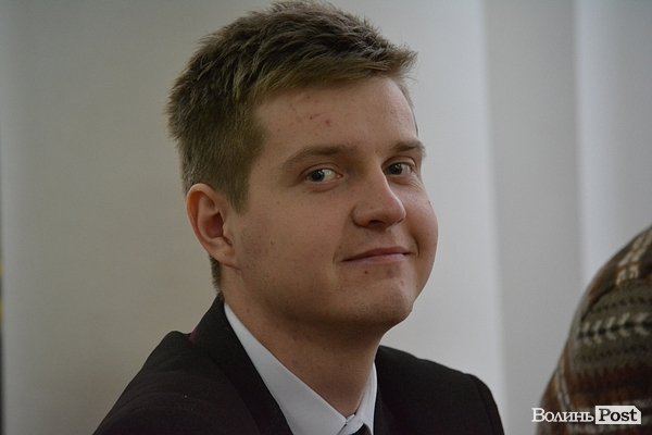 «Росіяни ховали цю книжку, щоб інші не побачили», - автор книги «Майдан і Церква»  у Луцьку. ФОТО