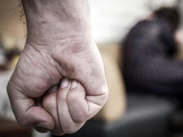 Померла жінка, яку на Волині сильно побив співмешканець