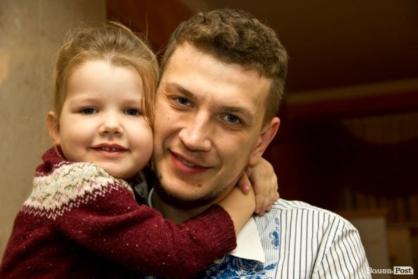 На модний захід прийшов видавець журналу Free Time Сергій Кашуба разом із донькою.