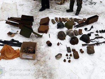 На Волині  знайшли цілий арсенал боєприпасів  