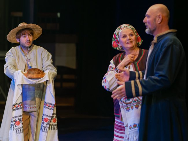 До Гончарівки на сватання або яке минуле приховує графська родина: театральний анонс у Луцьку на 11 – 16 березня