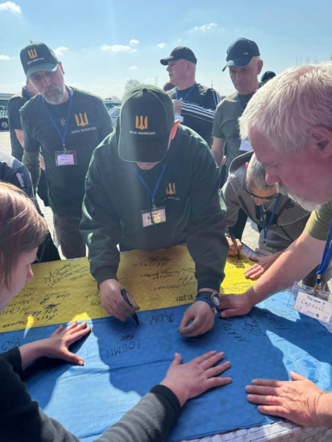 «Дякуємо, незламні, за бажання займатися спортом і залучати побратимів»: у Ковелі змагалися команди ветеранів 