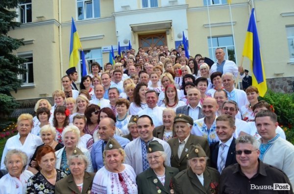 У Луцьку відзначили День прапора. ФОТО