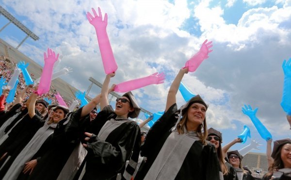 Як святкували випускні в США. ФОТО