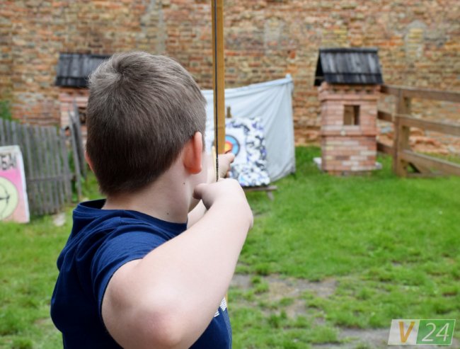 «Волинська княжна»: кому дістався титул та корона. ФОТО