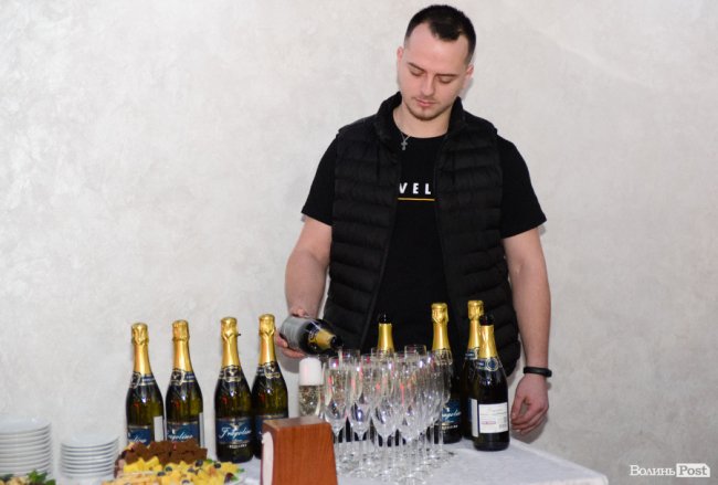 У «PremierCity» відбувся допрем'єрний показ військової комедії «Наші котики». ФОТО