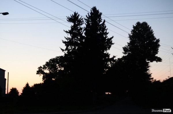 Небо не обманює: за краєм сонце