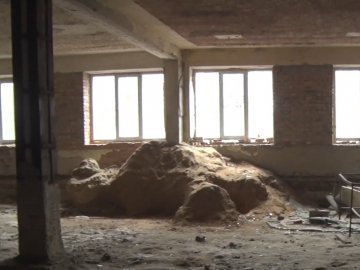 Луцький виш хоче відбудувати закинуту колишню військову їдальню. ВІДЕО