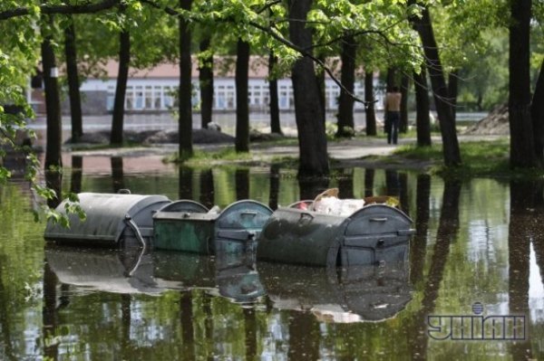 У Києві затопило Гідропарк. ФОТО