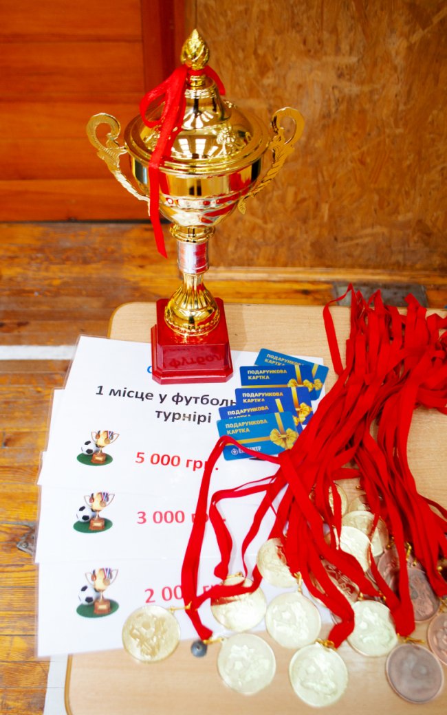 Більше, ніж гра: працівники луцького «Кромберга» змагалися за футбольну першість. ФОТО