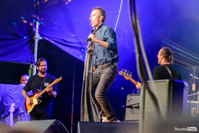 Казали «гречка», але підспівували: як у Луцьку минув безкоштовний концерт «Океану Ельзи». ФОТО 