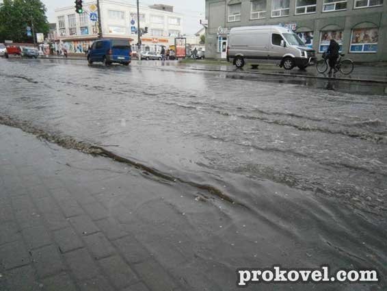 У Ковелі через зливу «поплив» центр міста. ФОТО