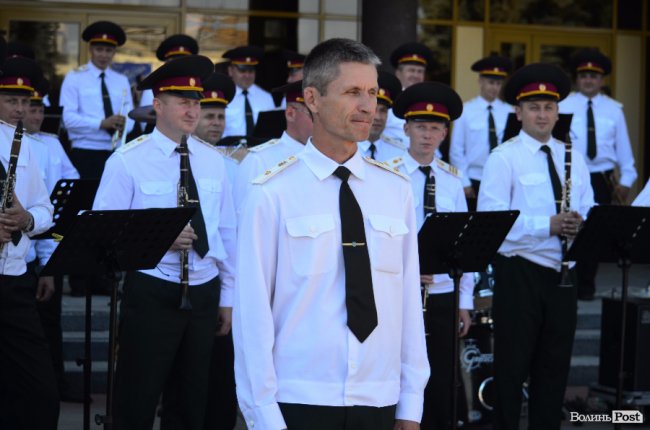 У центрі Луцька грав оркестр Нацгвардії. ФОТО