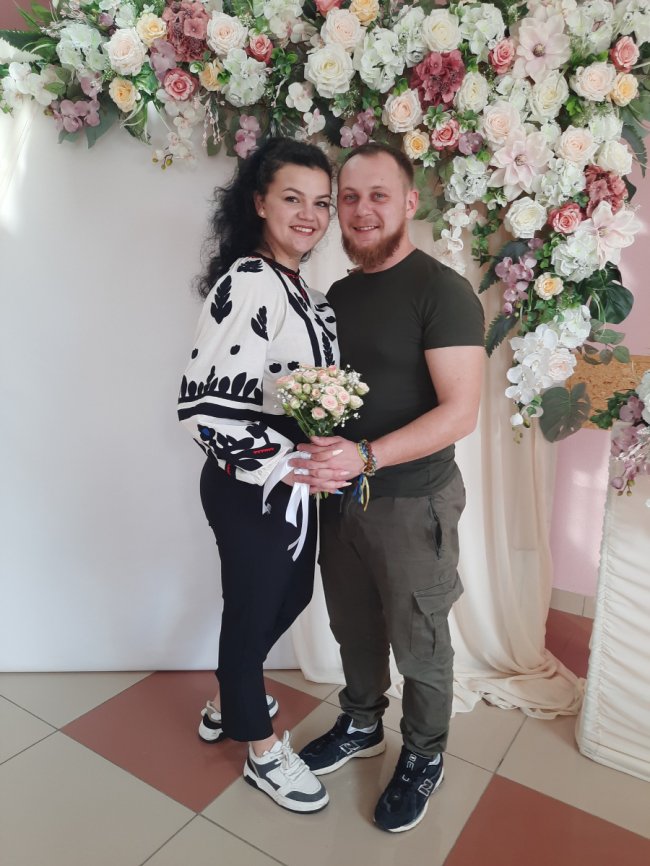 На Волині військовий одружився із коханою