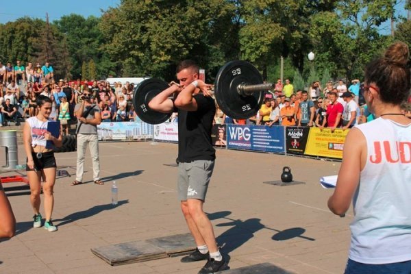 Луцькі патрульні взяли участь у змаганнях з кросфіту. ФОТО
