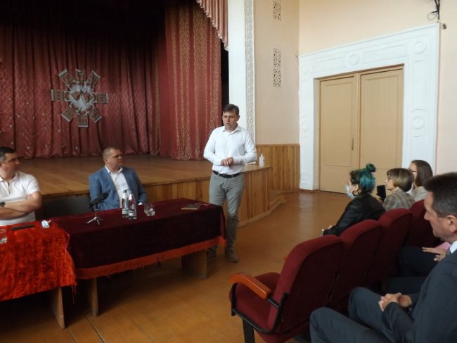 Замок Радзивіллів в Олиці готують до відкриття туристичного сезону