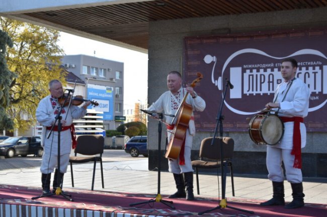 У Луцьку відбувся міжнародний етнічний фестиваль «Ліра Фест-2019». ФОТО