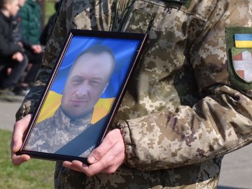 На Волині попрощалися з Героєм Віктором Трубою