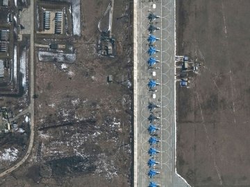 На аеродромі Морозовськ знищено щонайменше 6 російських літаків