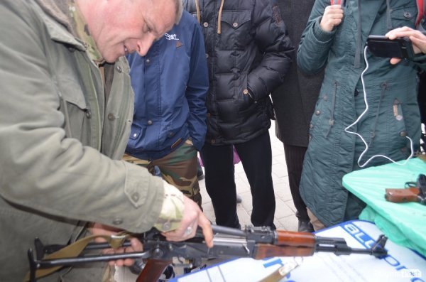 У Луцьку ярмаркували, щоб допомогти добровольцям в АТО.ФОТО