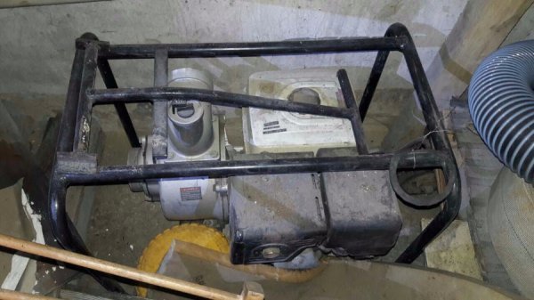 На Волині викрили злочинну групу бурштинокопачів: вилучили майно