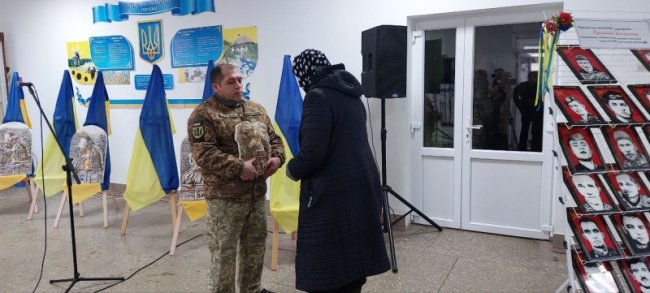 Батькам загиблих Героїв з Волині вручили «Ікони пам'яті». ФОТО