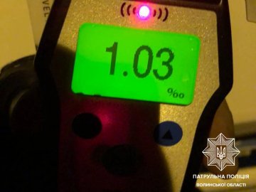 У Луцьку патрульні зупинили неповнолітнього керманича, хлопець був нетверезий 