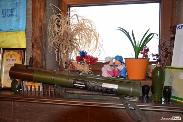 У Луцьку наліпили 10 відер вареників на Схід