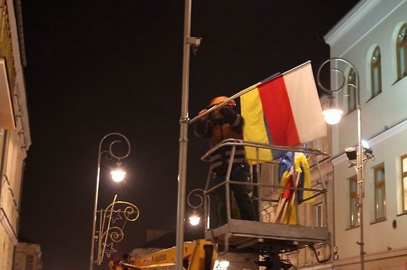 У Польщі почепили українські прапори на знак солідарності з народом. ФОТО