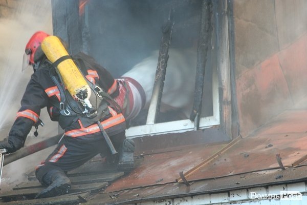Пожежа в центрі Луцька. ФОТОРЕПОРТАЖ