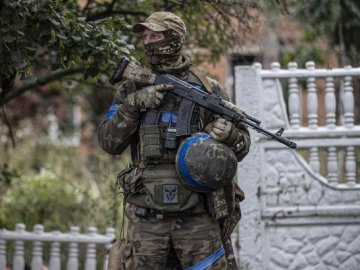 ЗСУ підняли перший прапор України на лівому березі Херсонської області. ВІДЕО