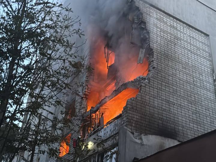 Вночі на Львів летіли 22 ракети, - Садовий
