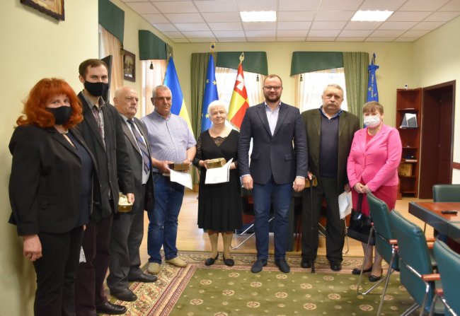 Квартирна черга: у Луцьку чотири сім’ї отримали житло в новобудові. ФОТО