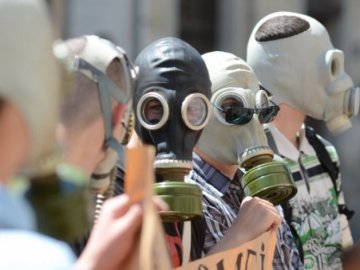 У Луцьку смердить, але несистемно: робоча група досліджувала неприємний запах