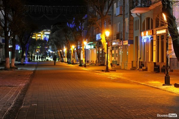 Луцьк напередодні Нового Року: як прикрасили місто