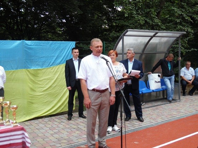 У райцентрі на Волині відкрили два оновлені спортмайданчики. ФОТО