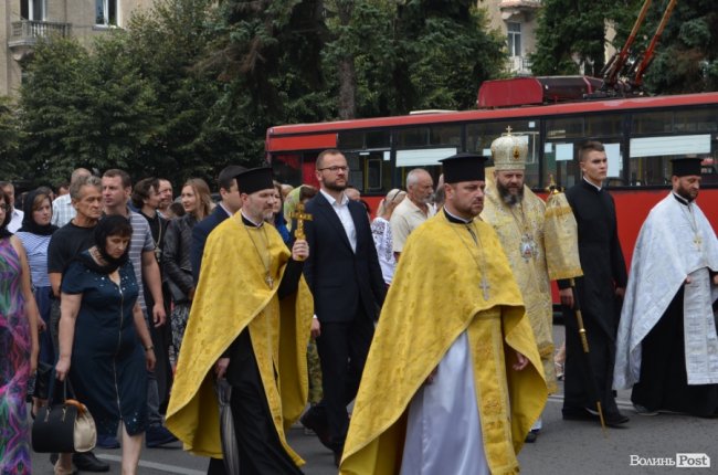 «Востаннє для тебе: слава Україні!»: Луцьк попрощався з Георгієм Ольховським. ФОТО