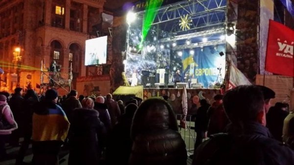 Євромайдан не дочекався штурму. ФОТО